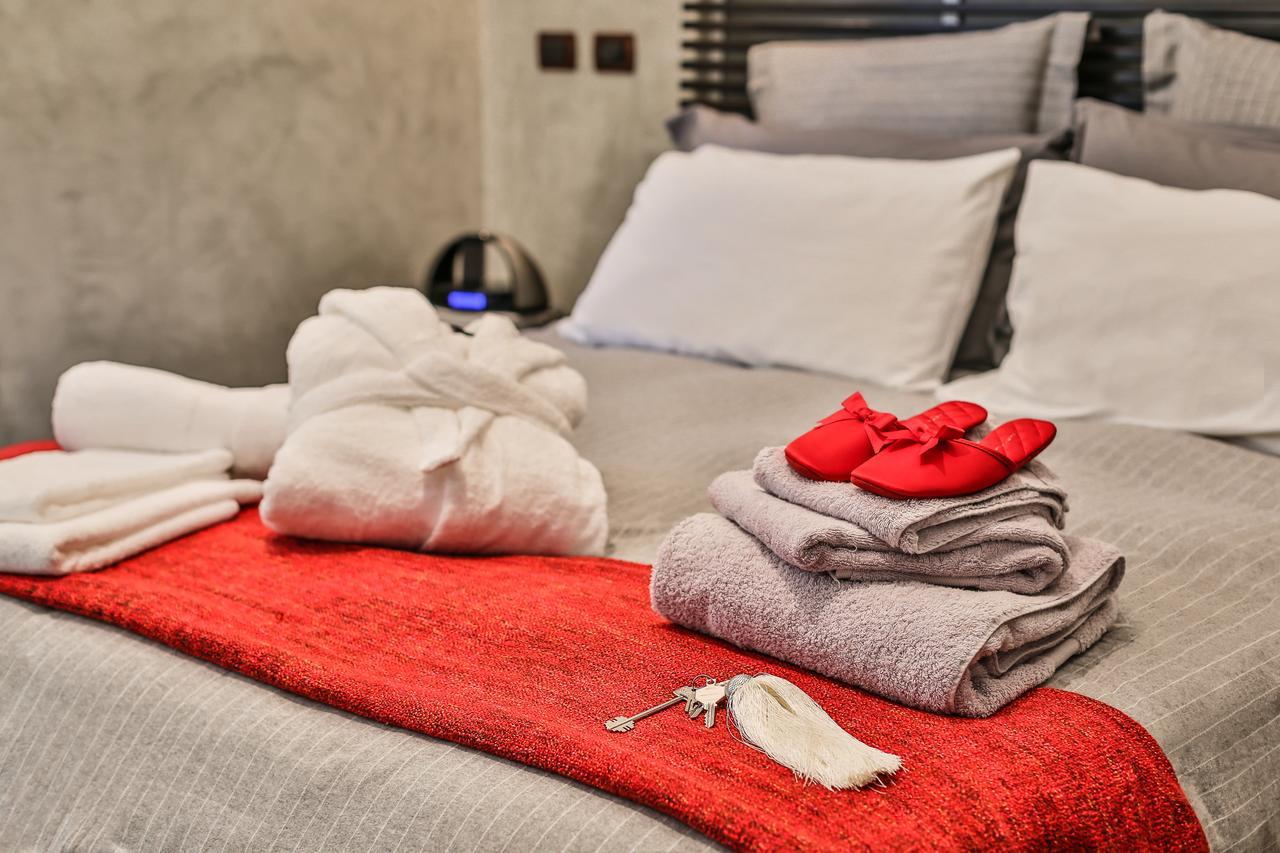 San Babila Suite Милан Экстерьер фото