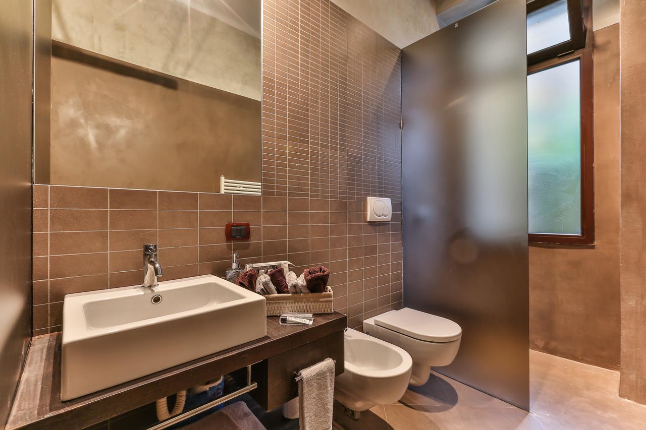 San Babila Suite Милан Экстерьер фото
